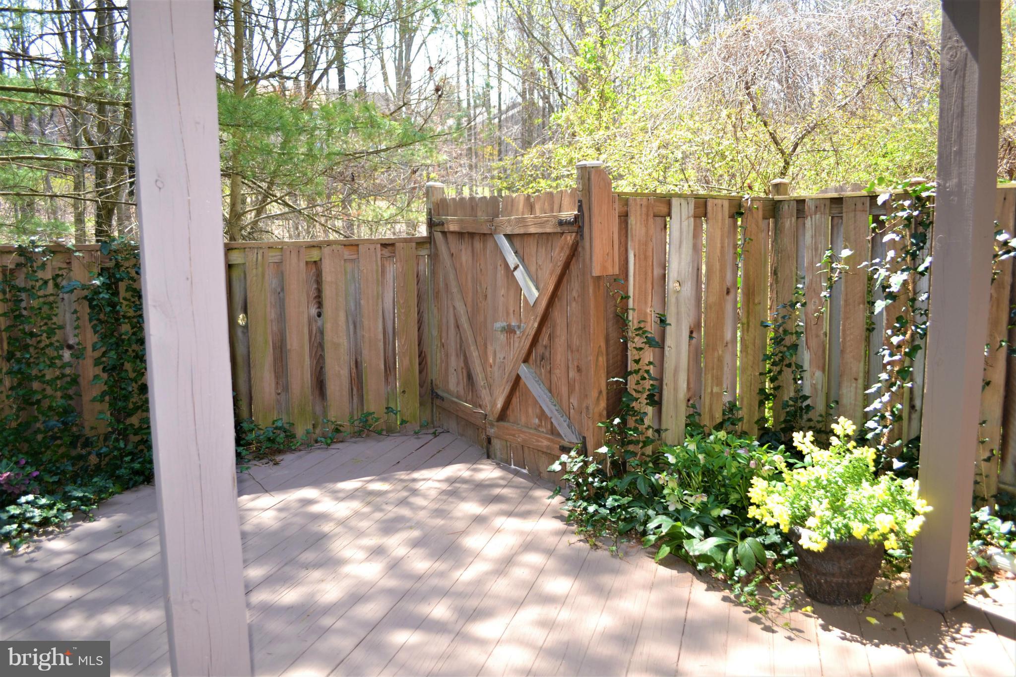 HUNTER VILLAGE - Residential