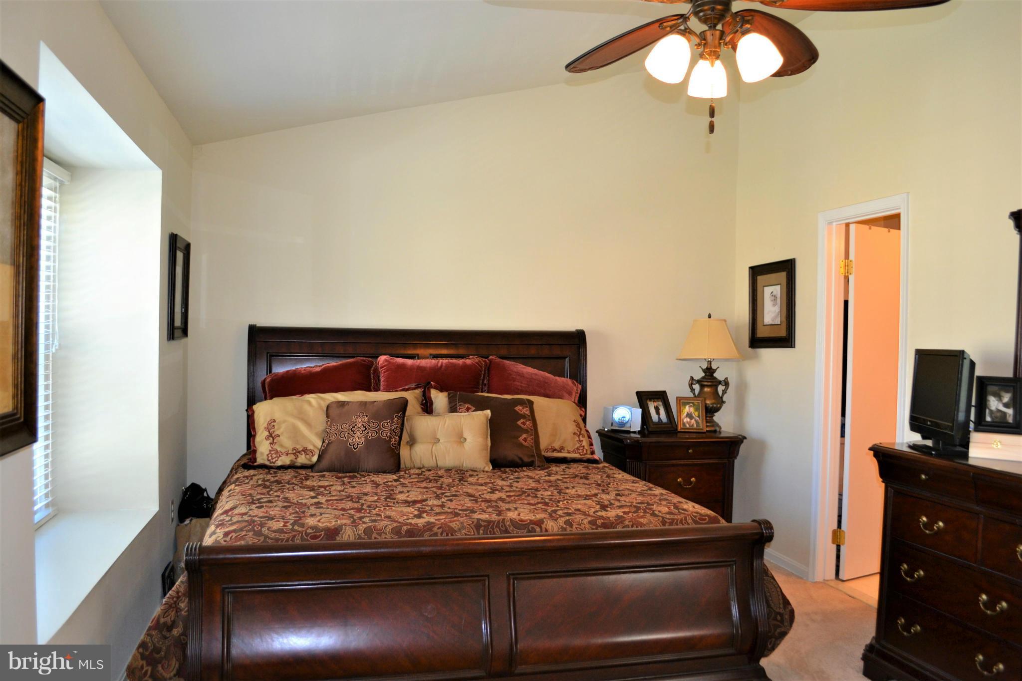 HUNTER VILLAGE - Residential