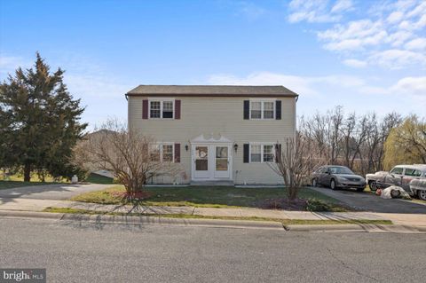 Photo of 1078 & 1080 CLOVERTON DR, COLUMBIA, PA 17512 (MLS # PALA2032496)