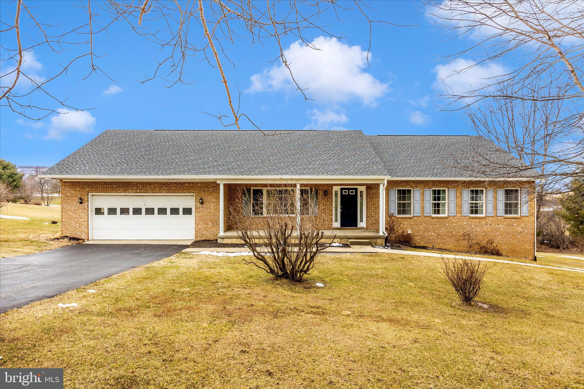 MAPLECREST FARM - Residential