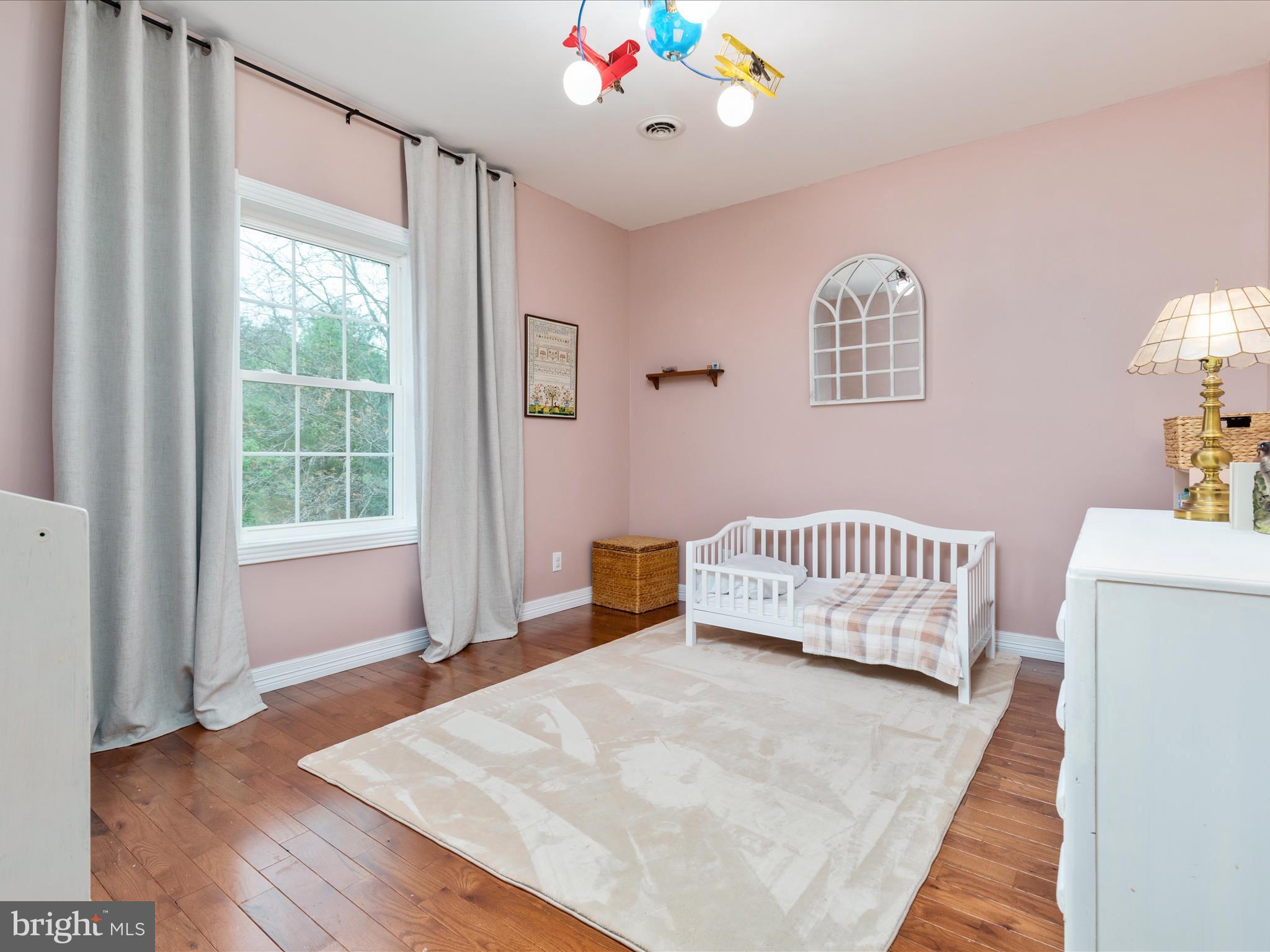 BUNKER HILL HEIGHTS - Residential