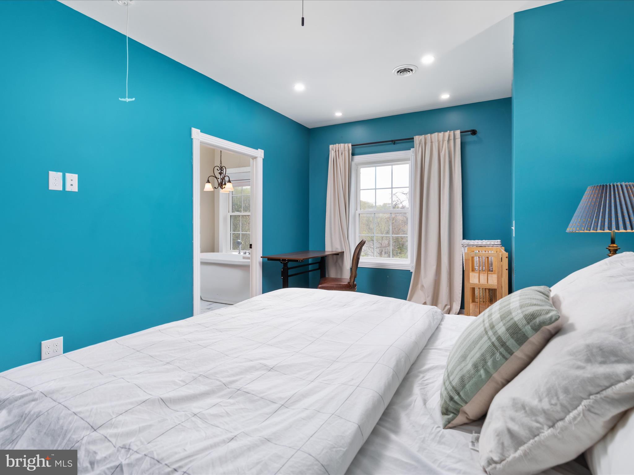 BUNKER HILL HEIGHTS - Residential