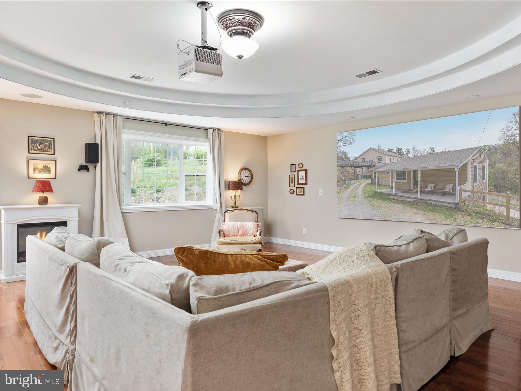 BUNKER HILL HEIGHTS - Residential