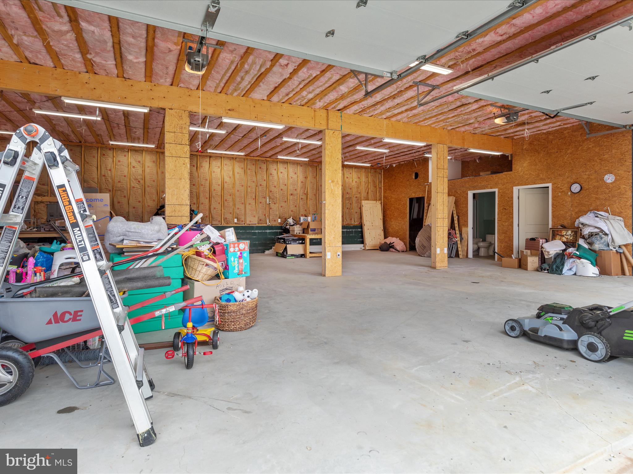 BUNKER HILL HEIGHTS - Residential