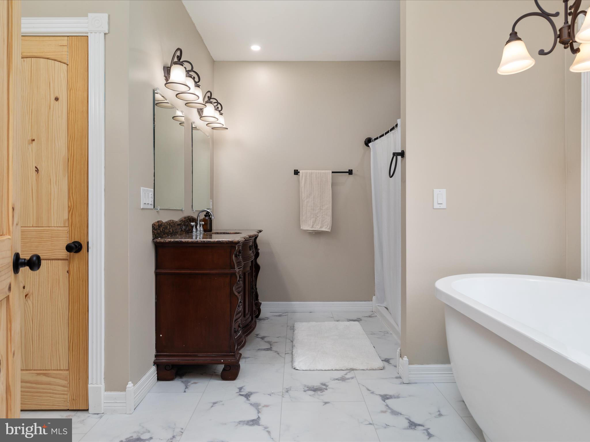 BUNKER HILL HEIGHTS - Residential