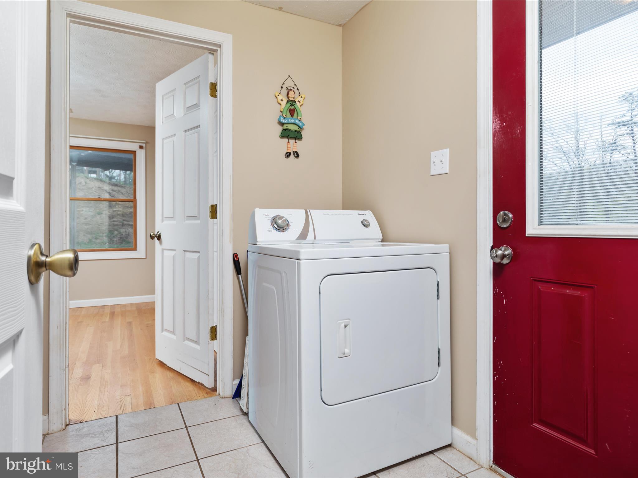 BUNKER HILL HEIGHTS - Residential