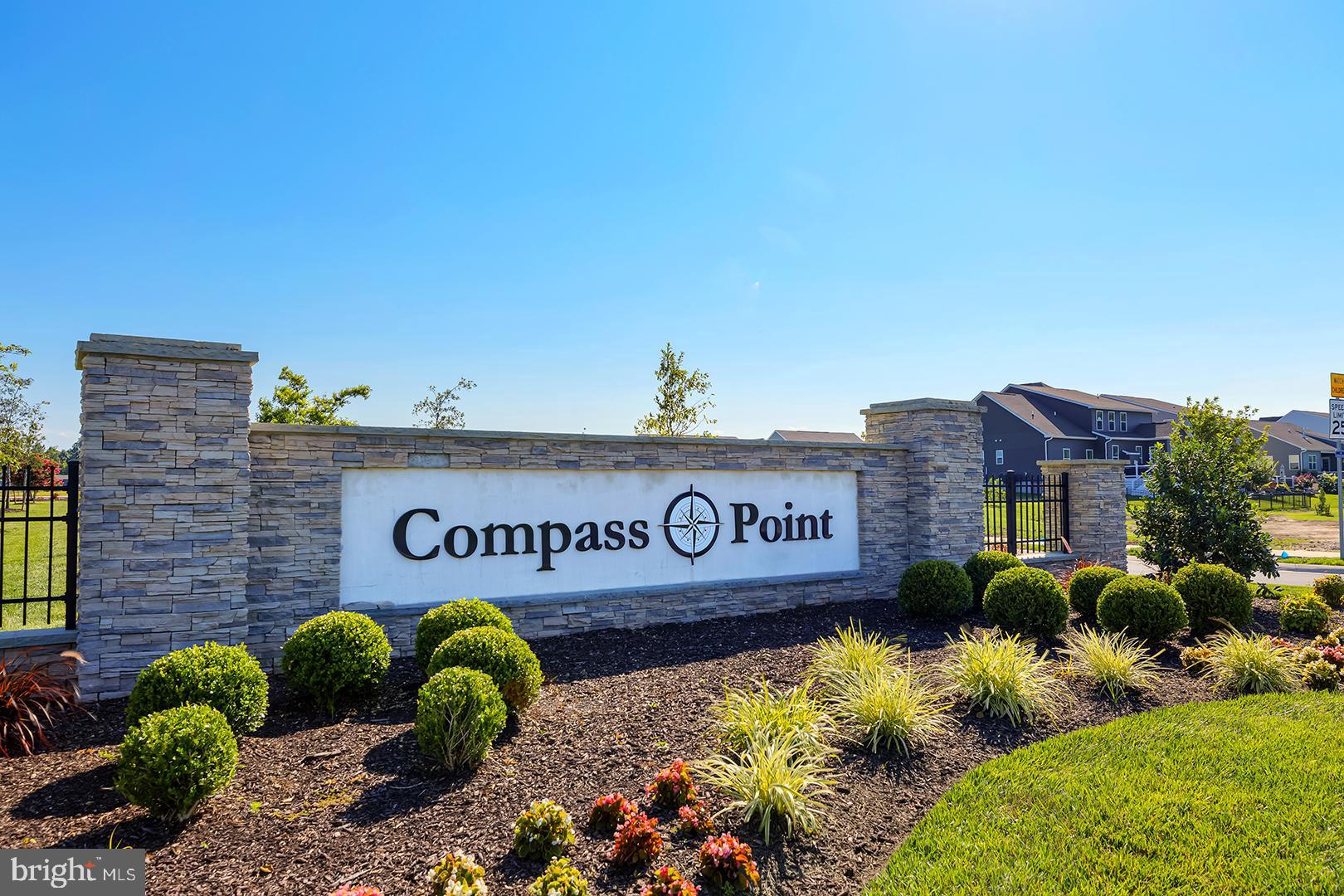 COMPASS POINT - Residential