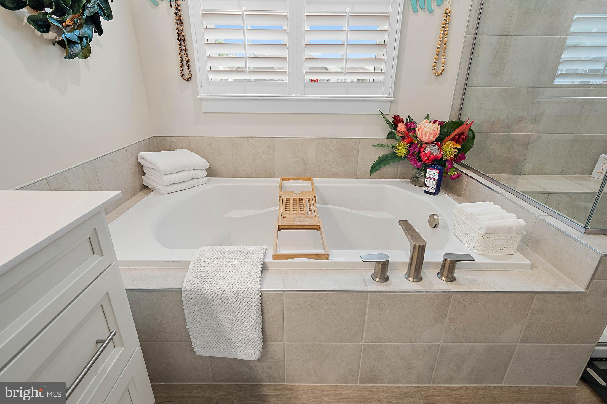 COMPASS POINT - Residential