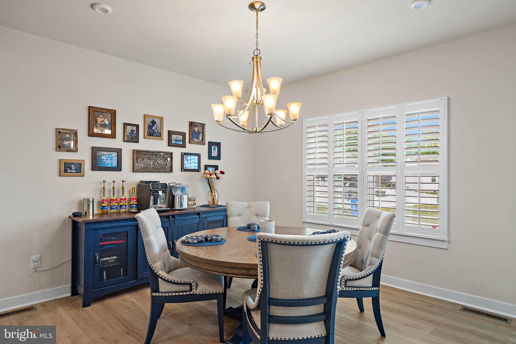 COMPASS POINT - Residential