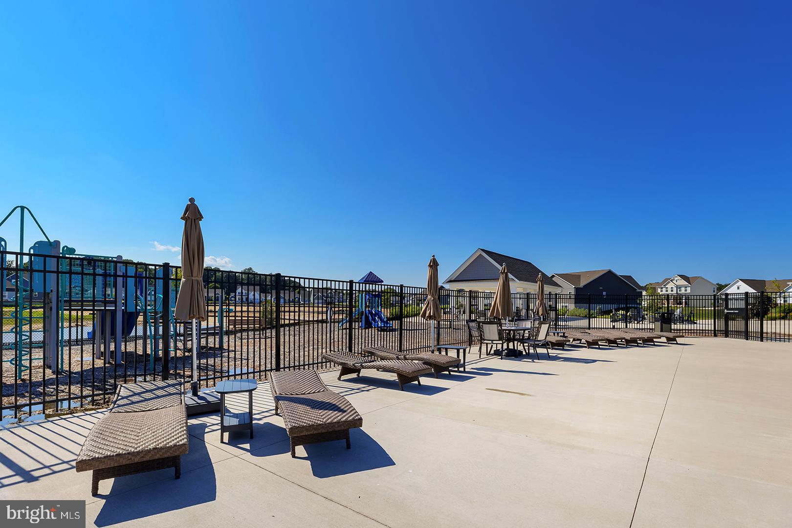 COMPASS POINT - Residential