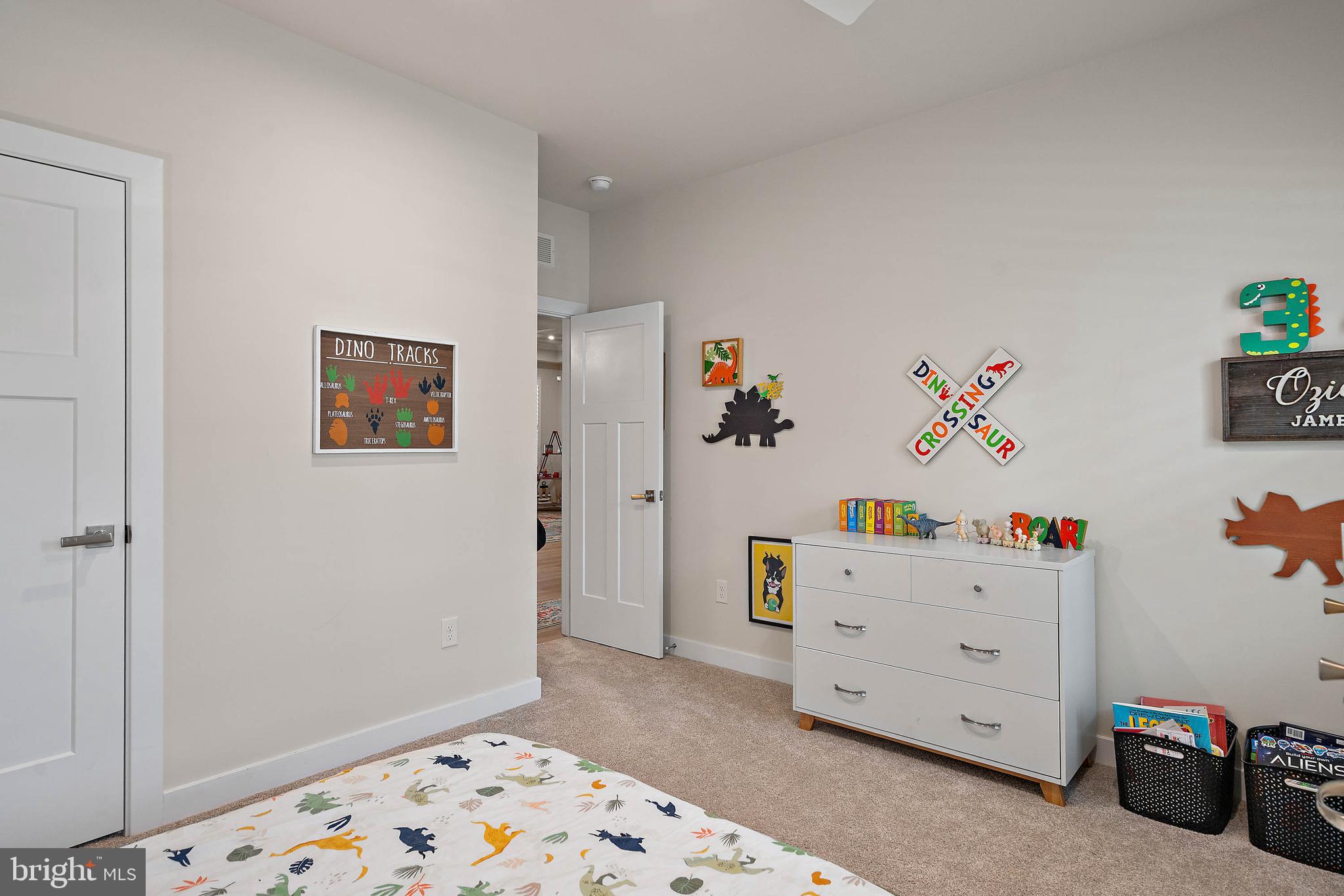 COMPASS POINT - Residential