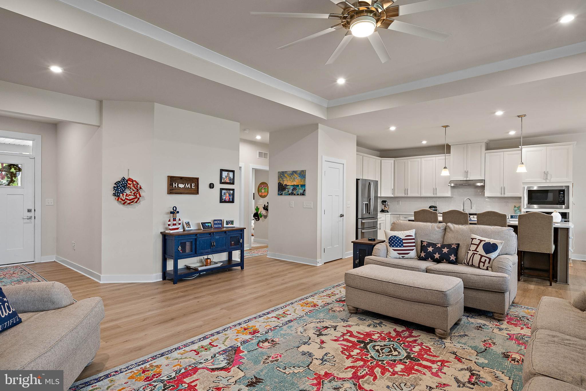 COMPASS POINT - Residential