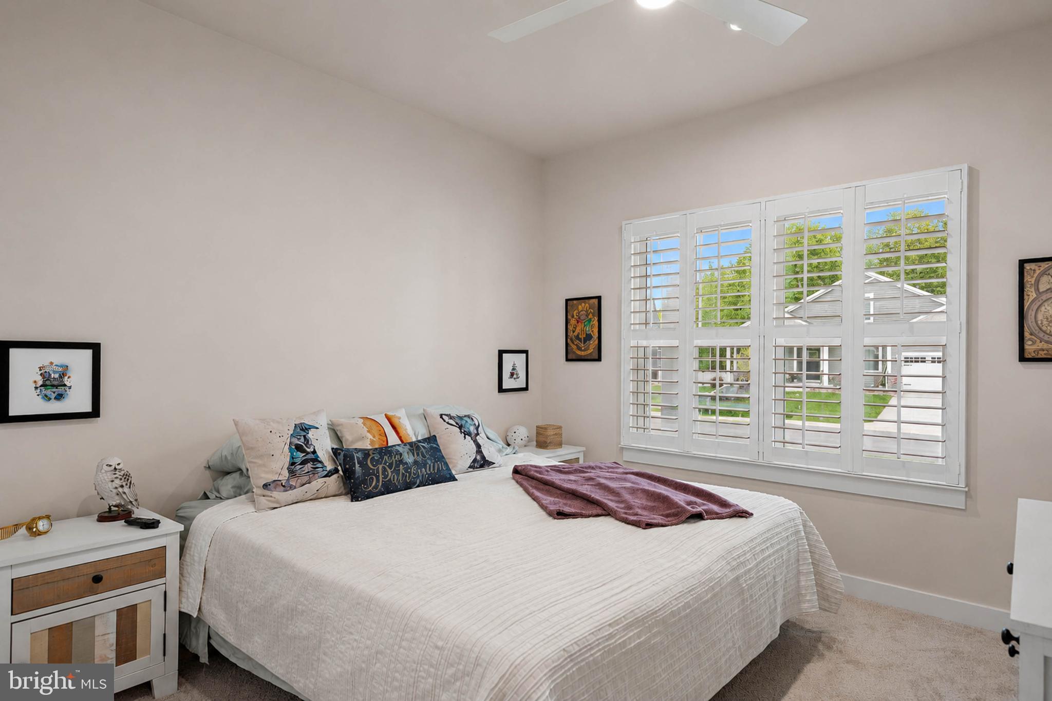 COMPASS POINT - Residential
