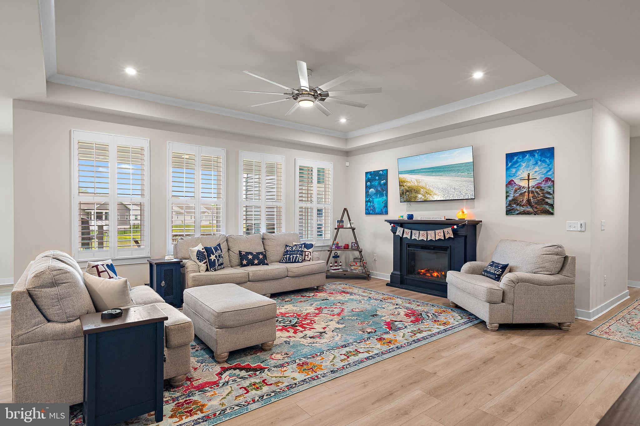 COMPASS POINT - Residential