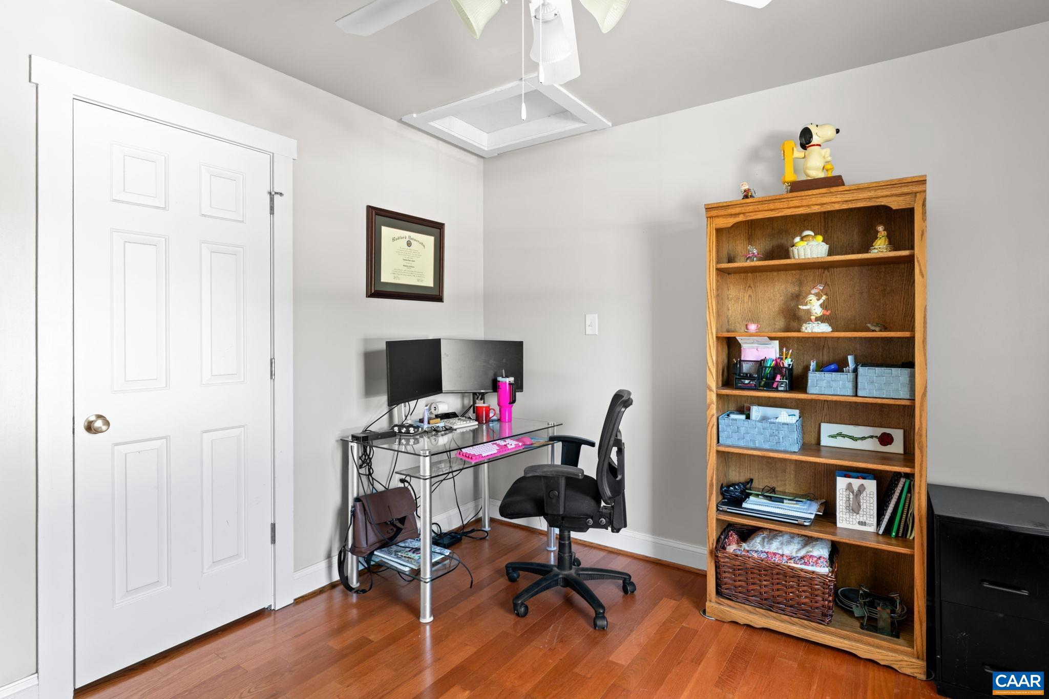 WESTHALL - Residential