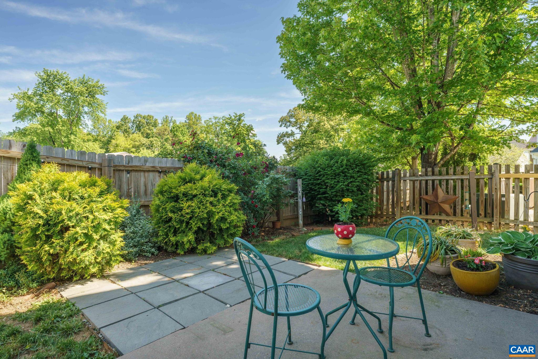 WESTHALL - Residential
