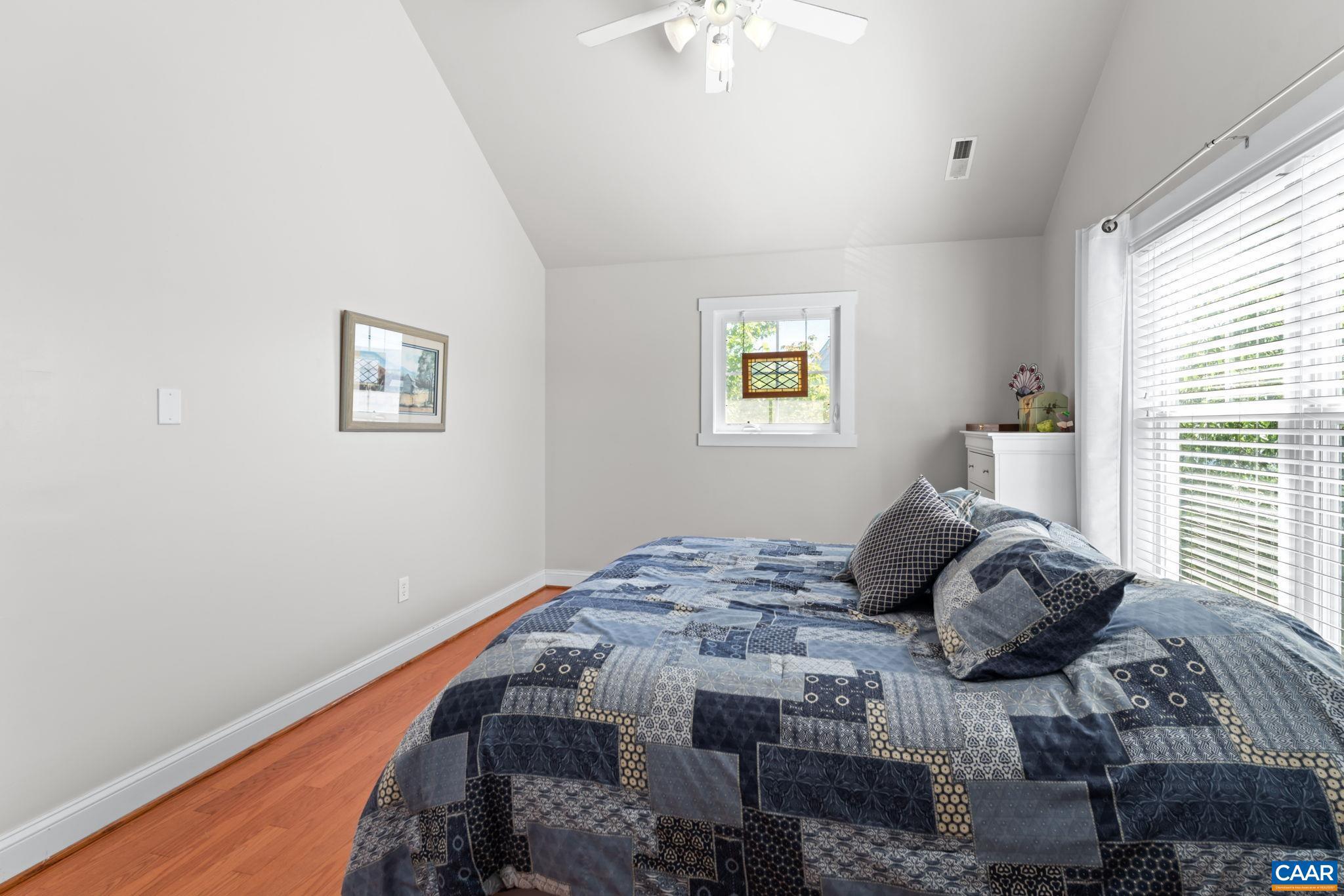 WESTHALL - Residential