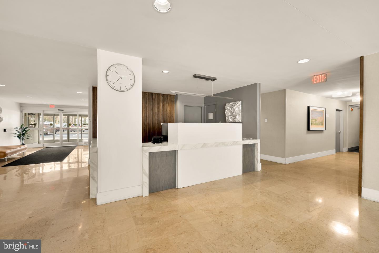 WHITEHALL - Residential