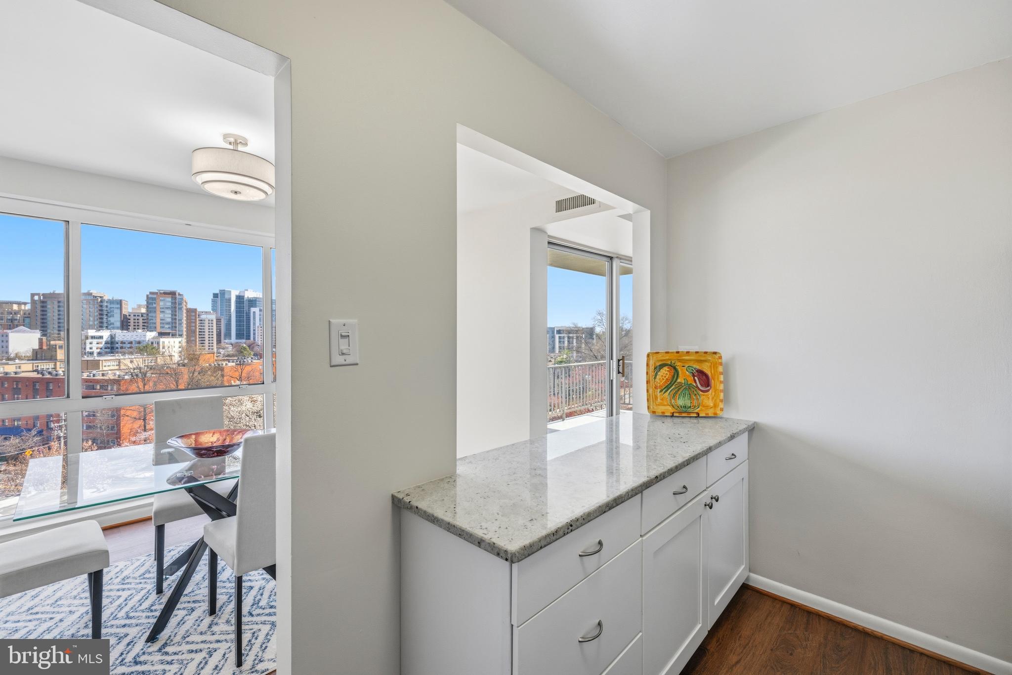 WHITEHALL - Residential