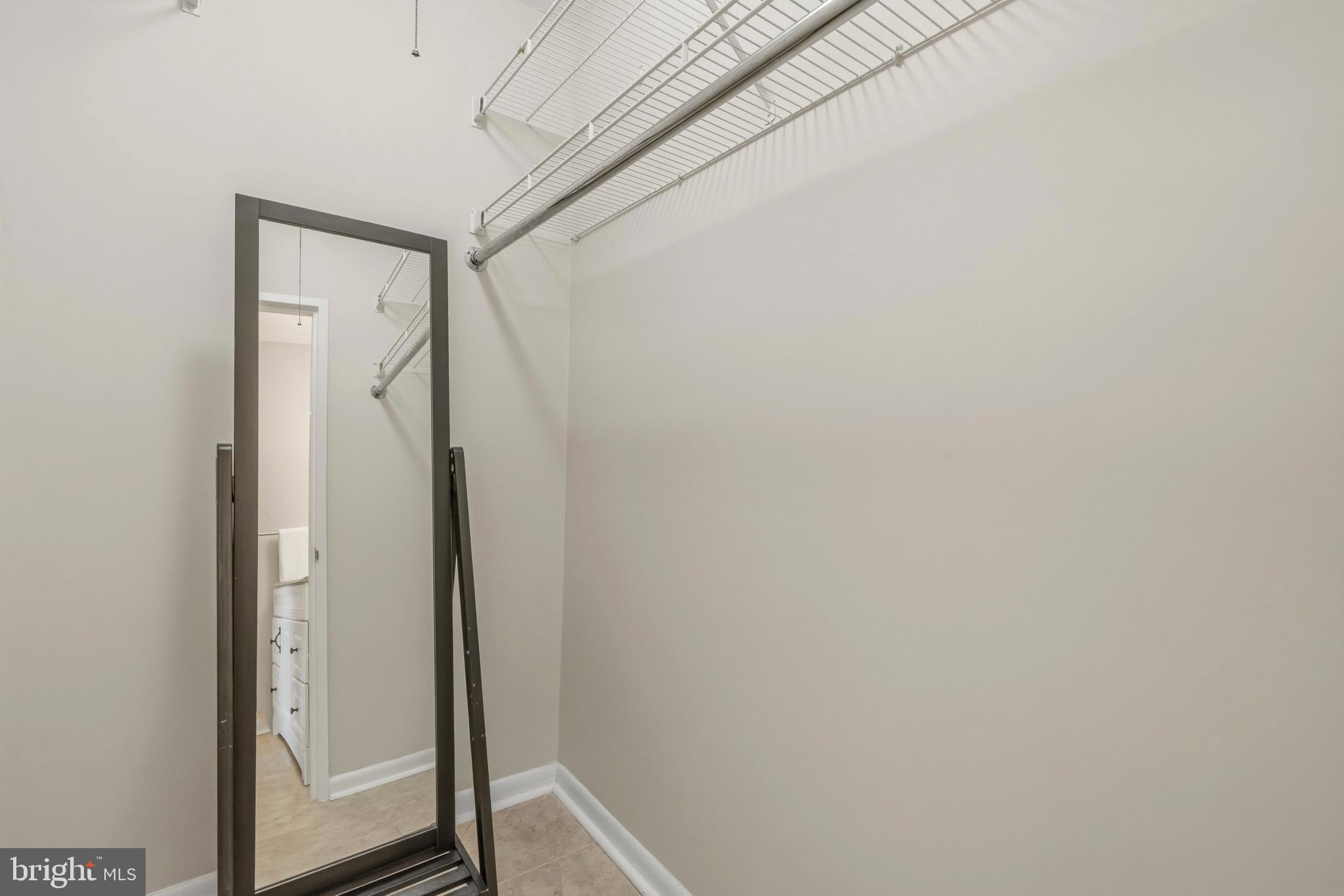 WHITEHALL - Residential