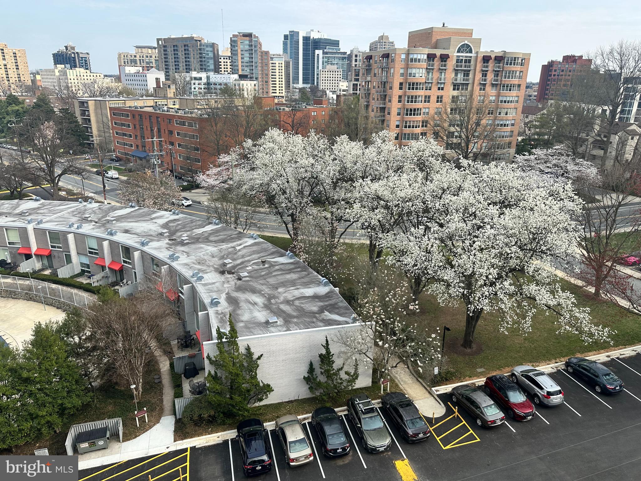 WHITEHALL - Residential