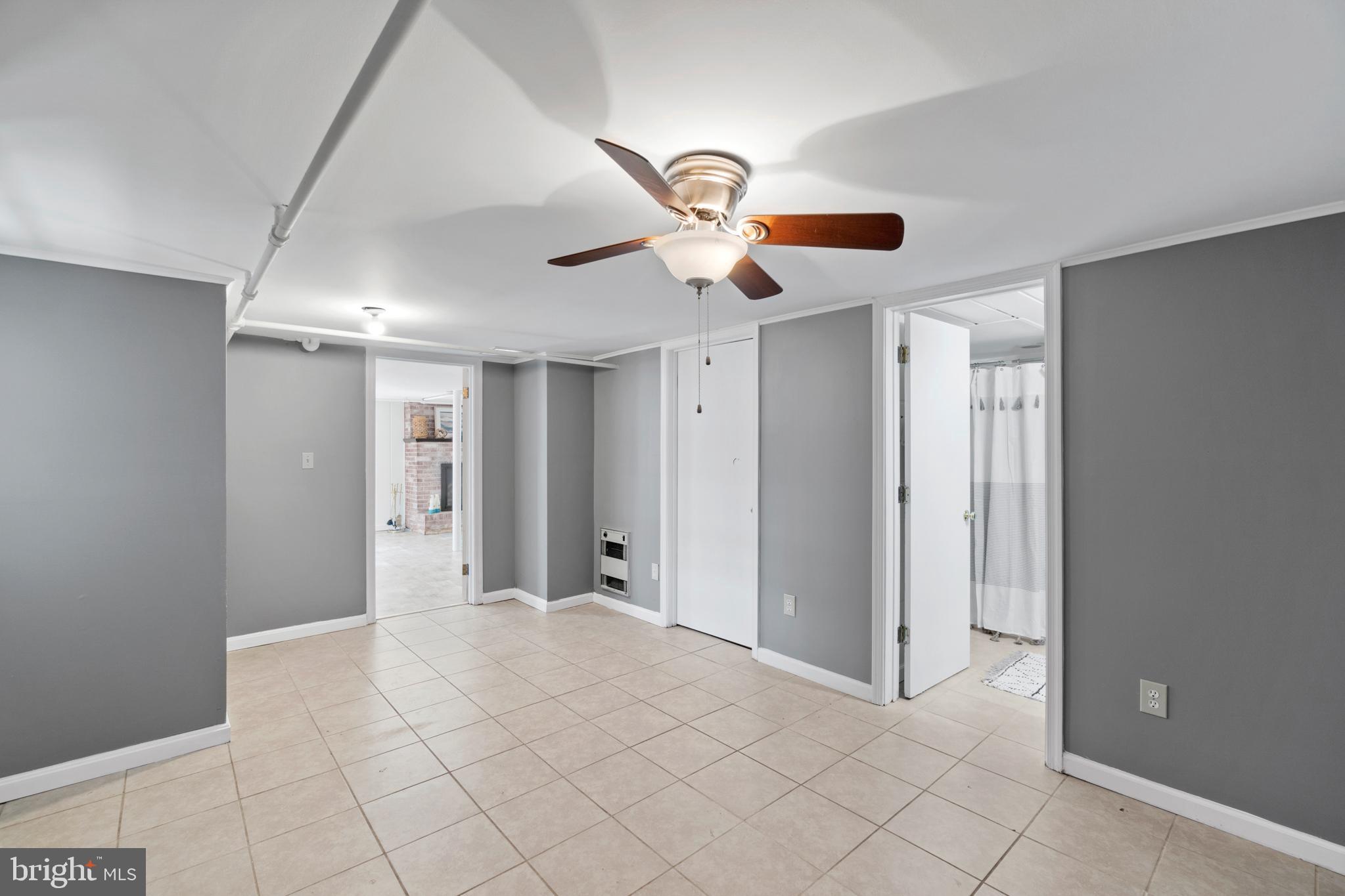 COLLEGE HEIGHTS - Residential