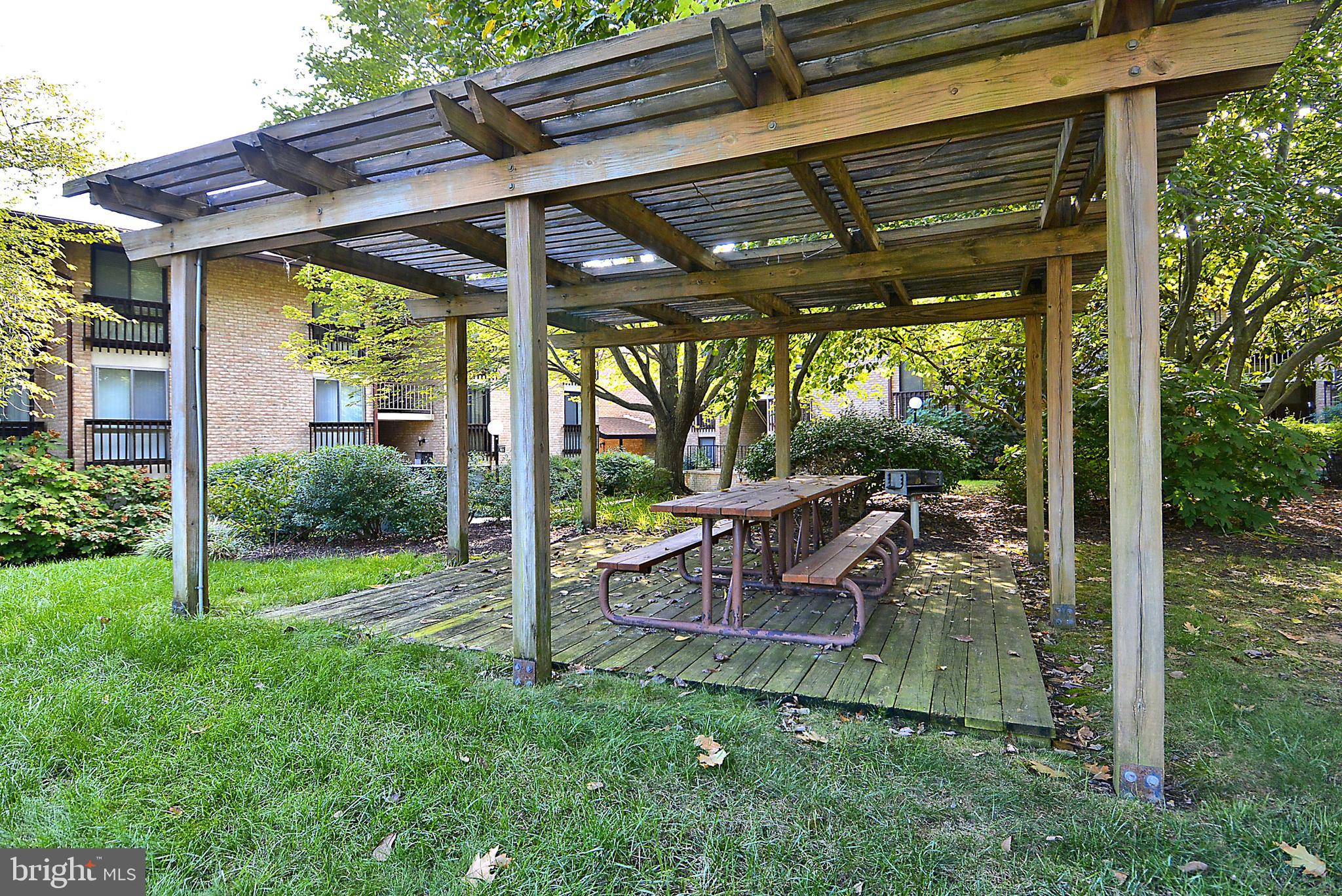 SEVERN HOUSE - Residential