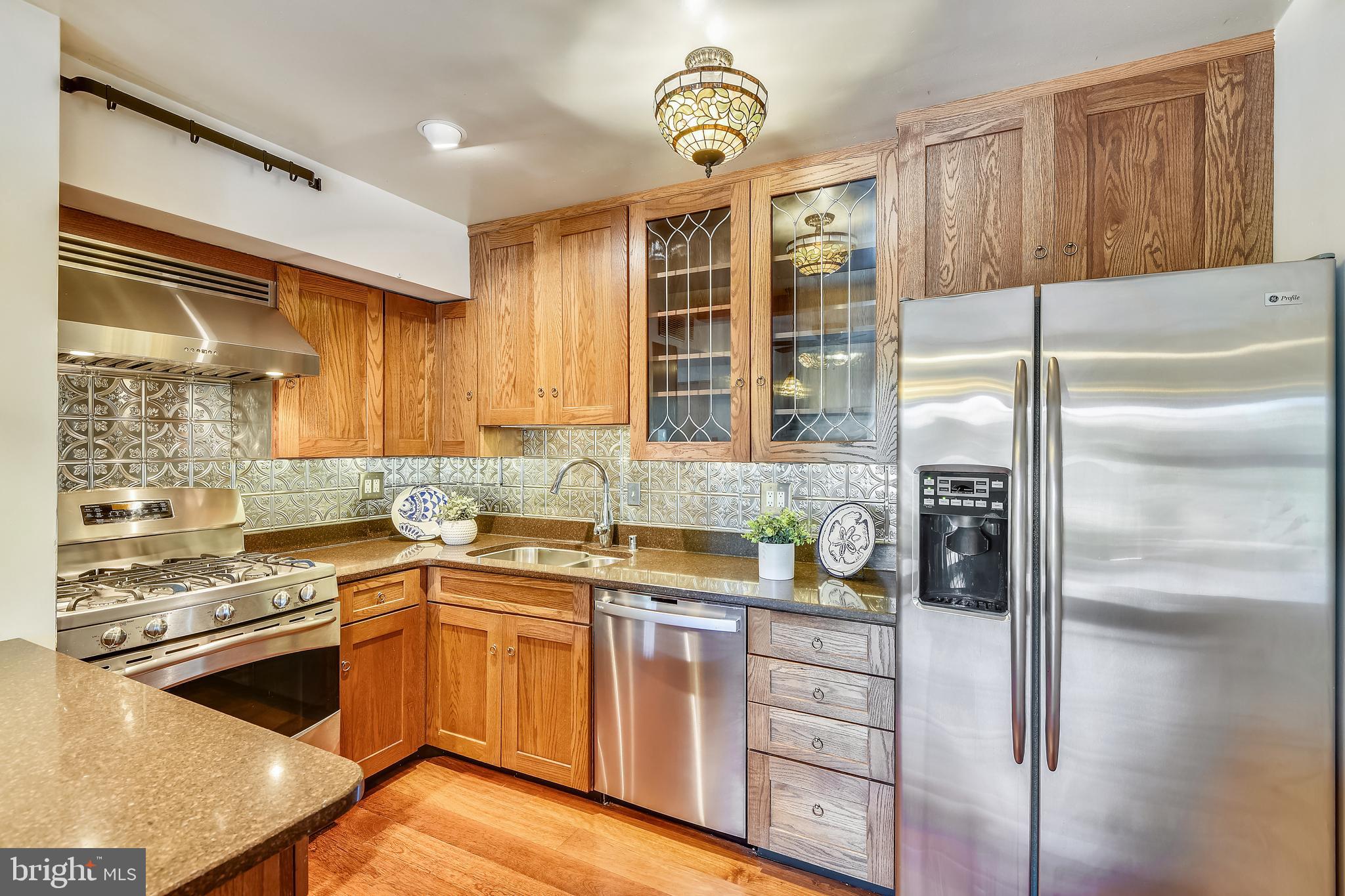 SEVERN HOUSE - Residential