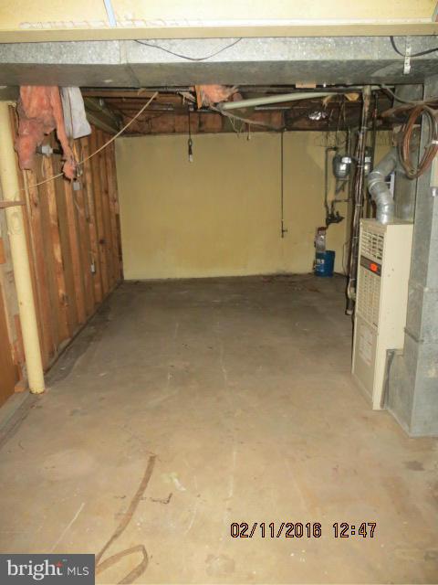 WOODMOOR ESTATES - Residential