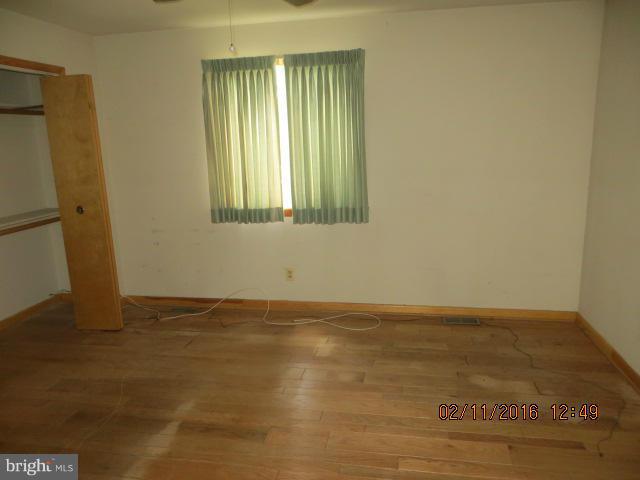 WOODMOOR ESTATES - Residential