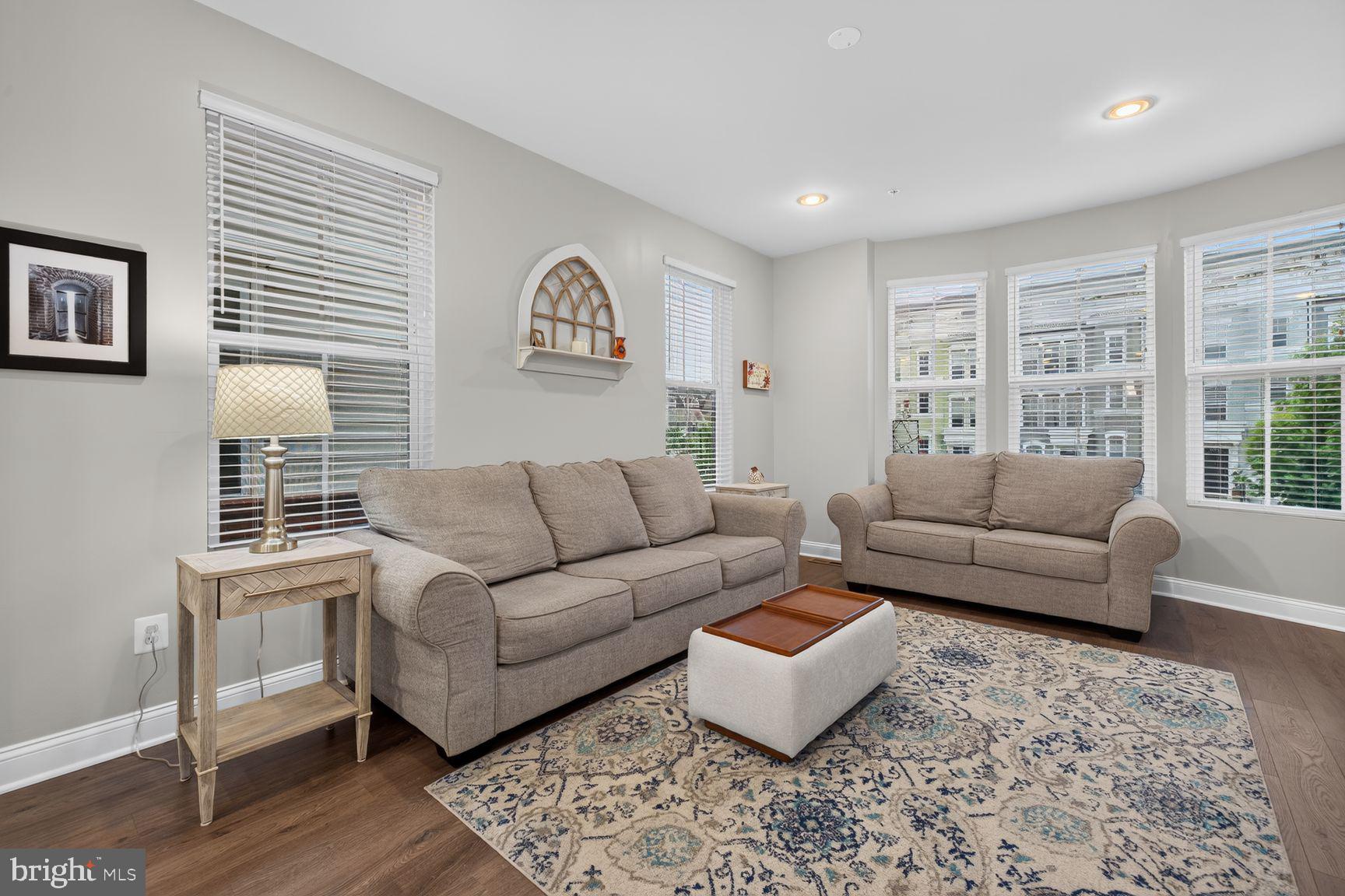 1008 HOLDEN ROAD