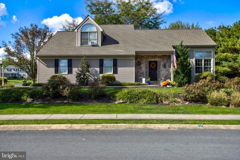 Photo of 215 Raspberry Road, Leola, PA 17540 (MLS # PALA2042362)