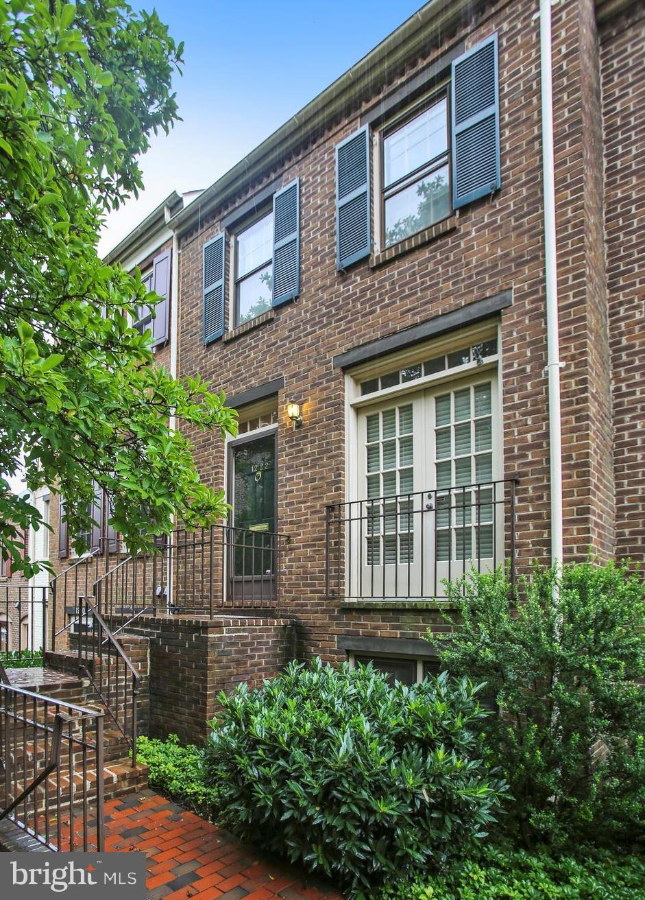 NETHERGATE - Residential