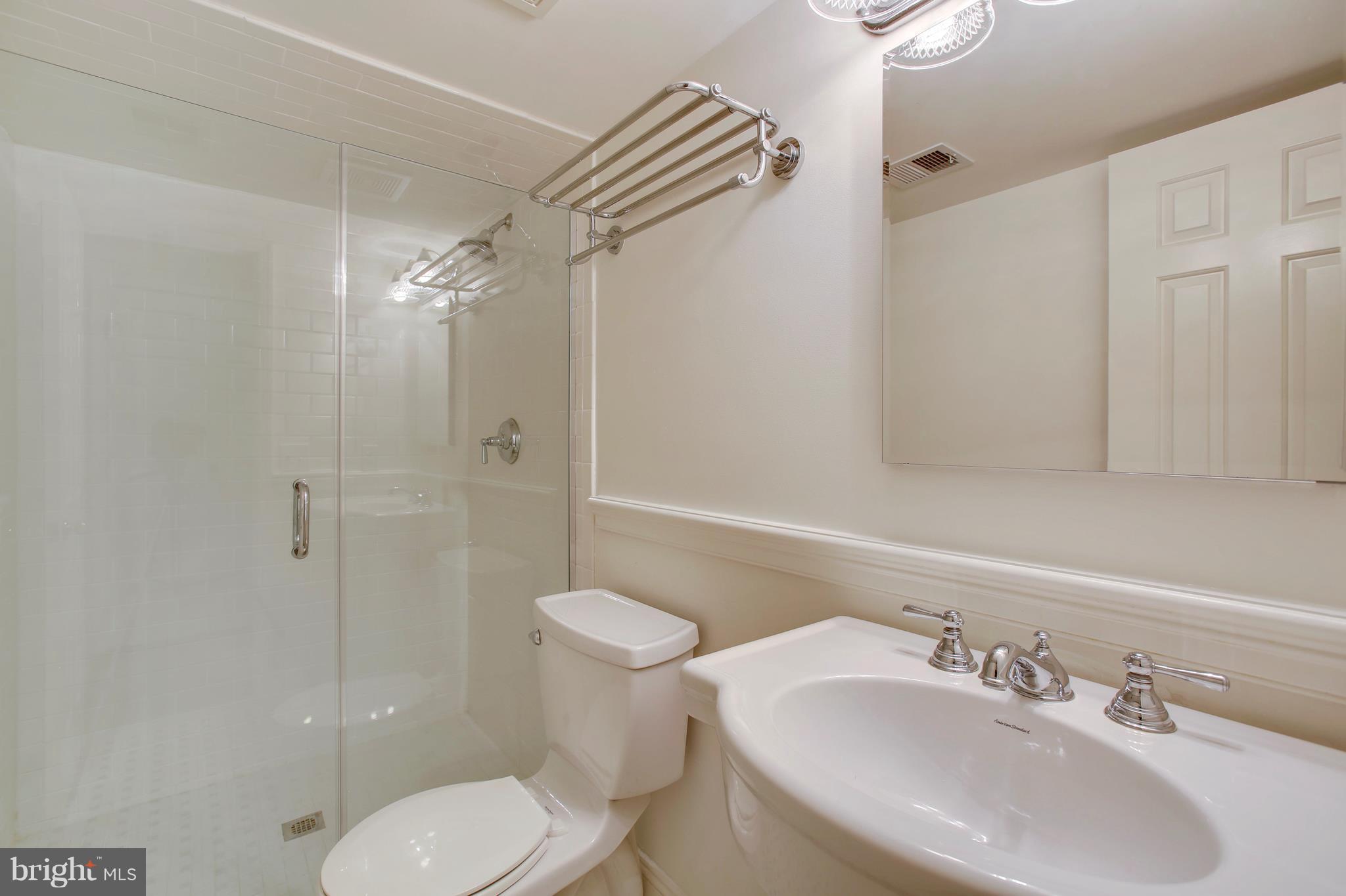 NETHERGATE - Residential