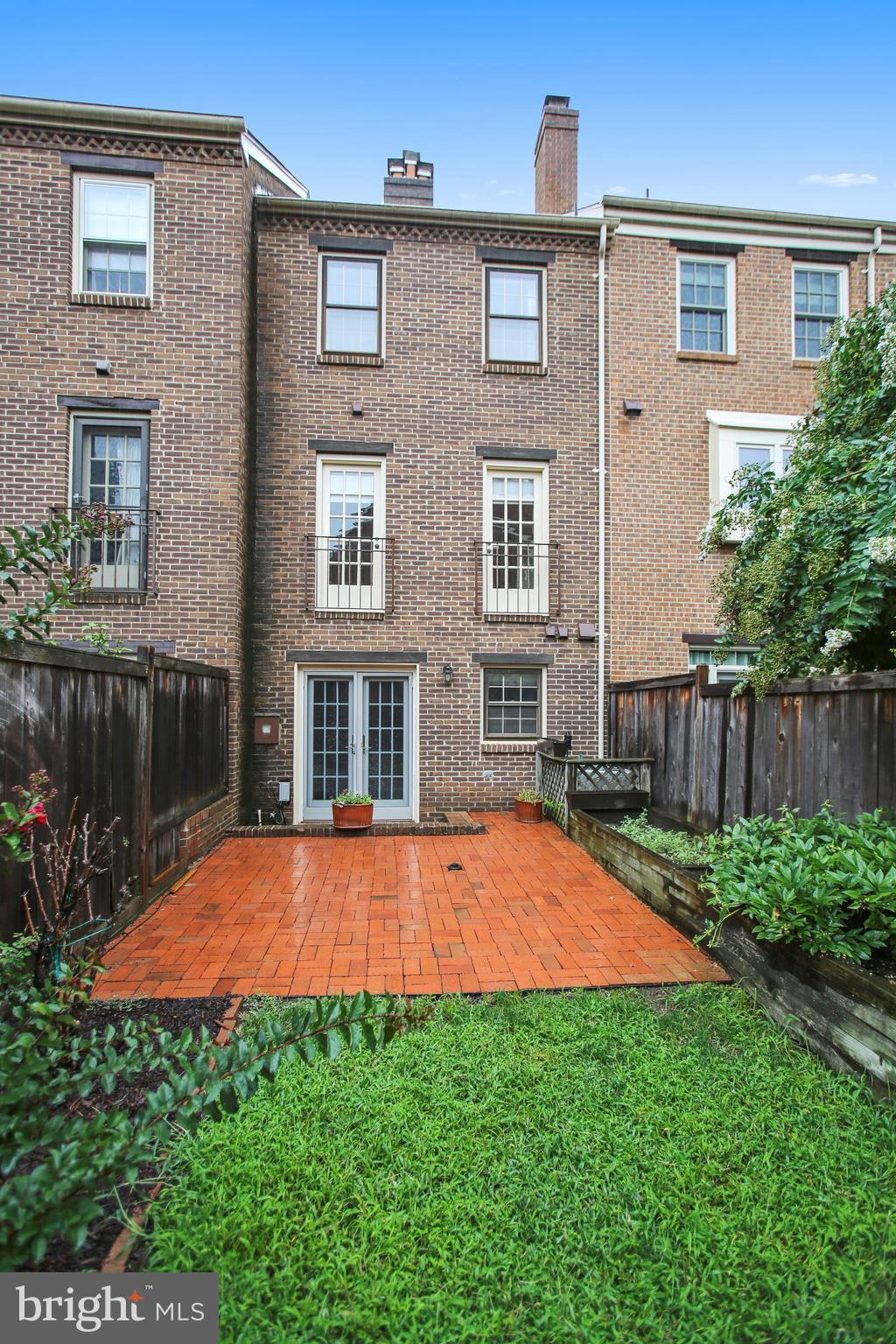 NETHERGATE - Residential