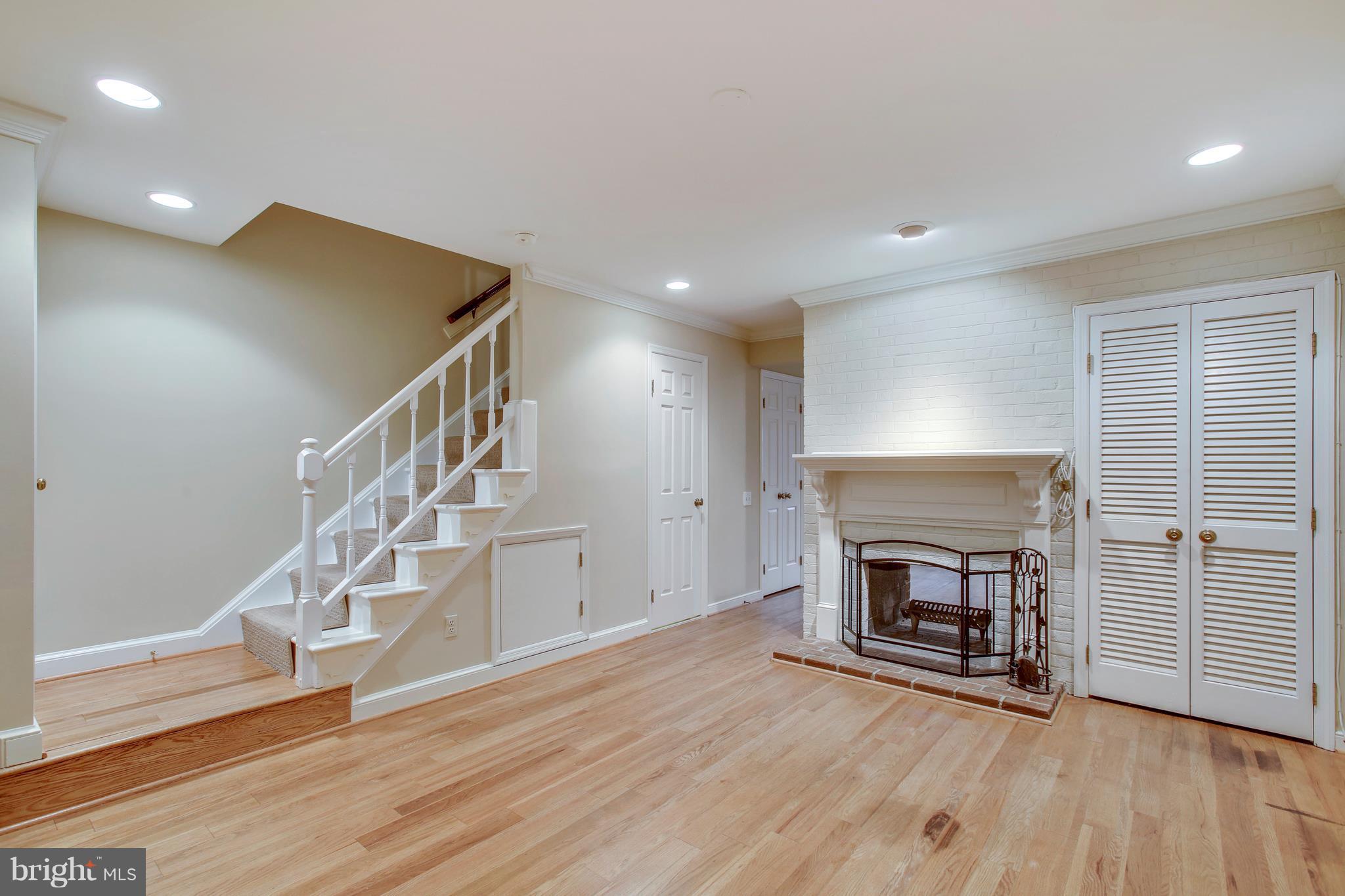 NETHERGATE - Residential