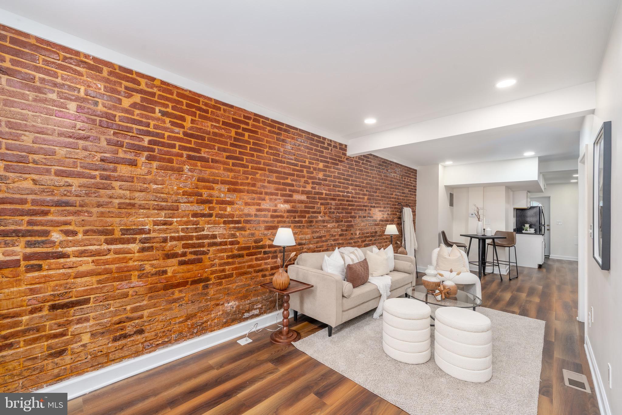 FEDERAL HILL HISTORIC DISTRICT - Residential Lease