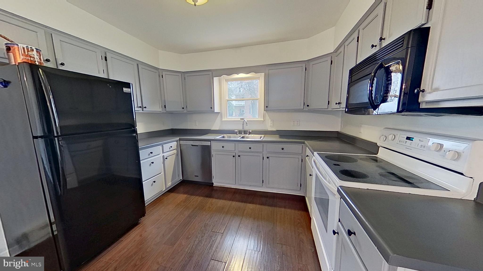 CROSSROADS BORO - Residential Lease