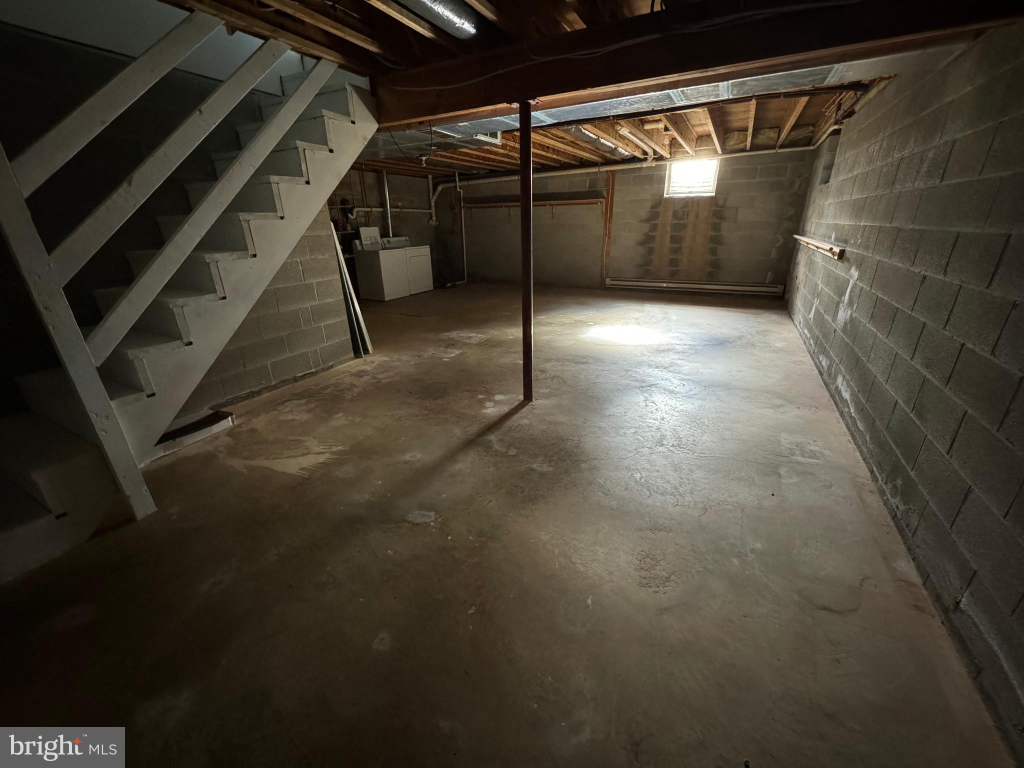 CROSSROADS BORO - Residential Lease