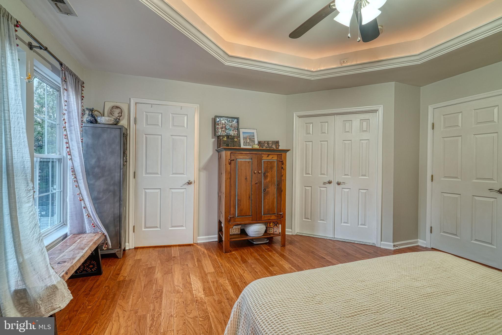 RIVERWOODS - Residential