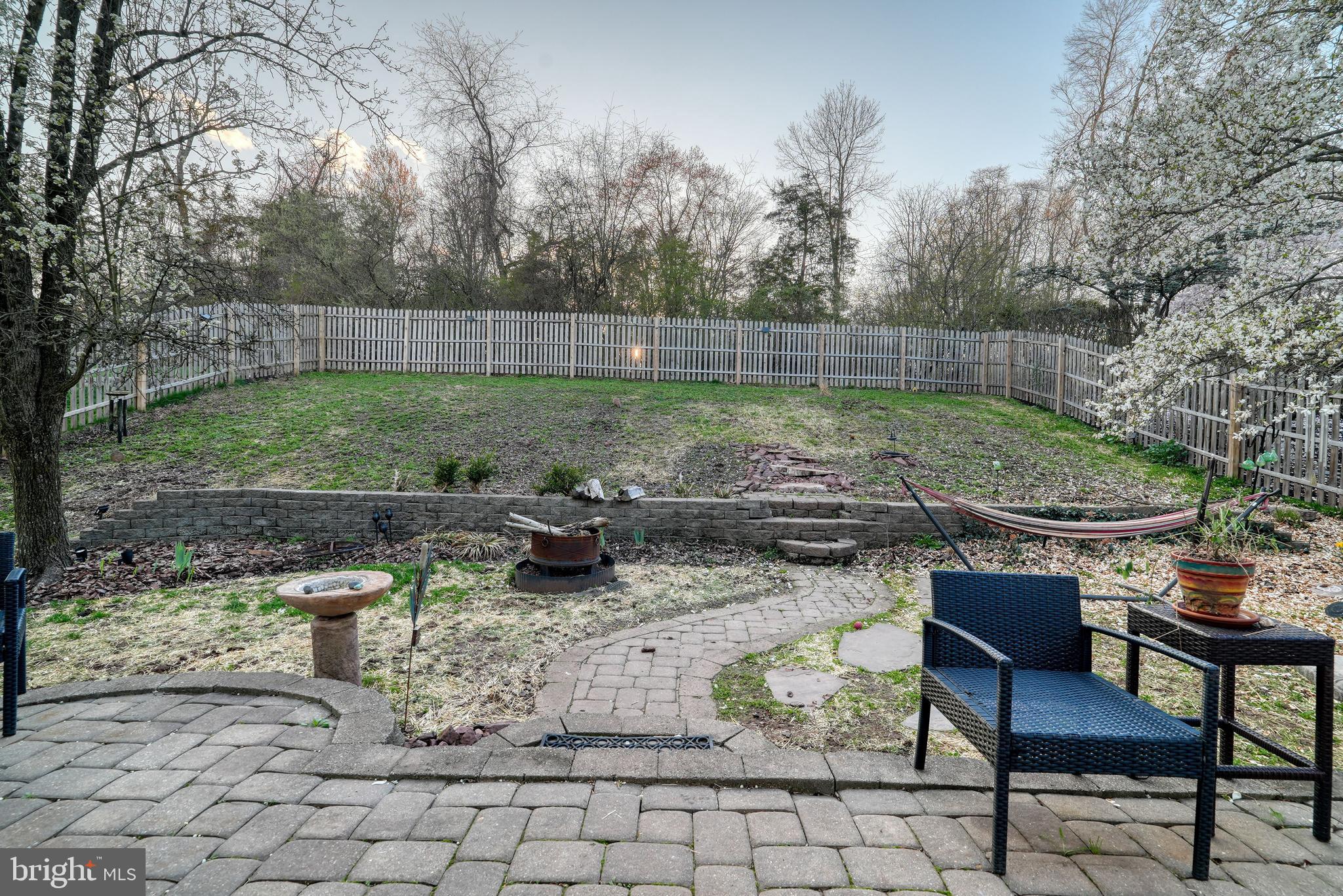 RIVERWOODS - Residential