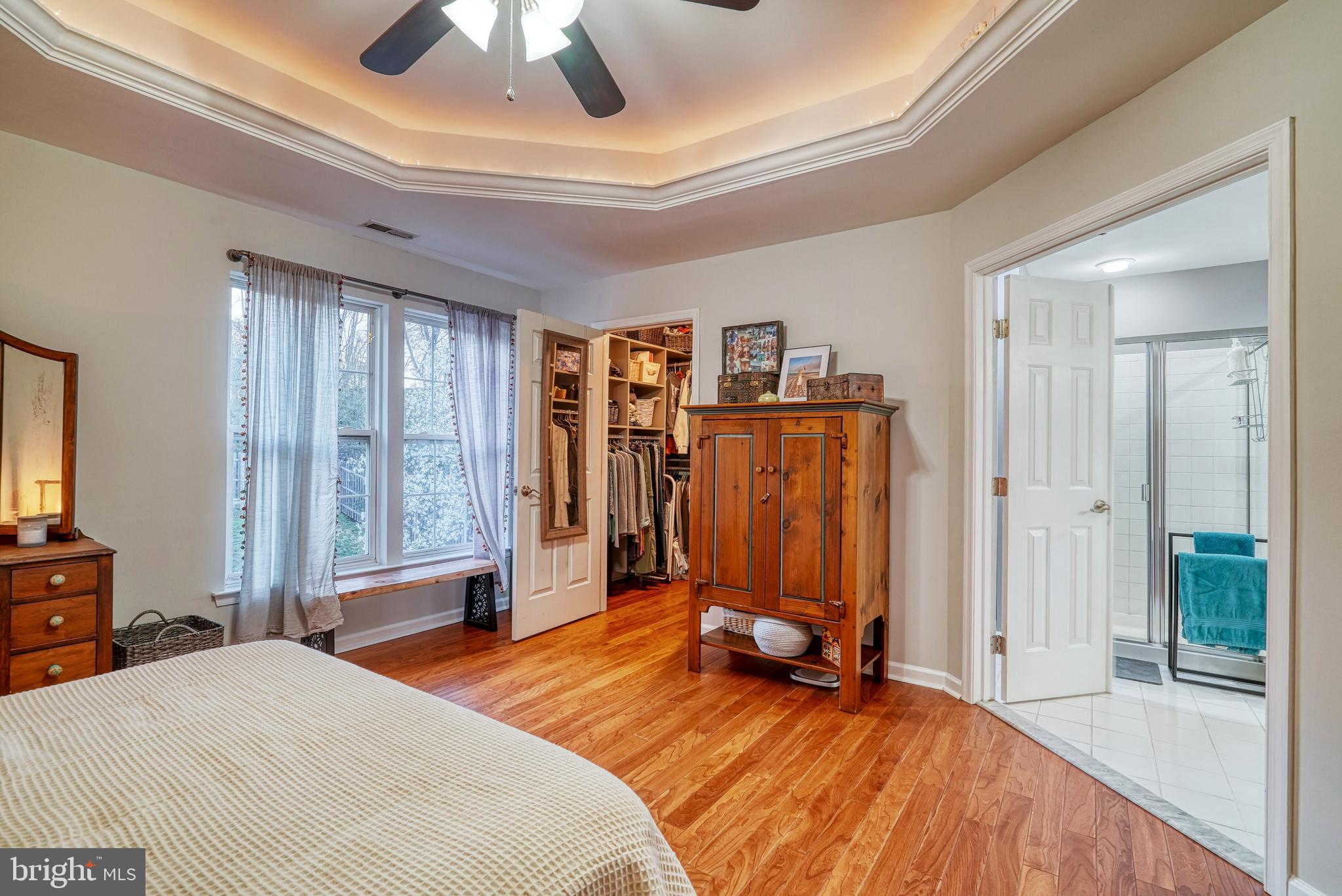 RIVERWOODS - Residential