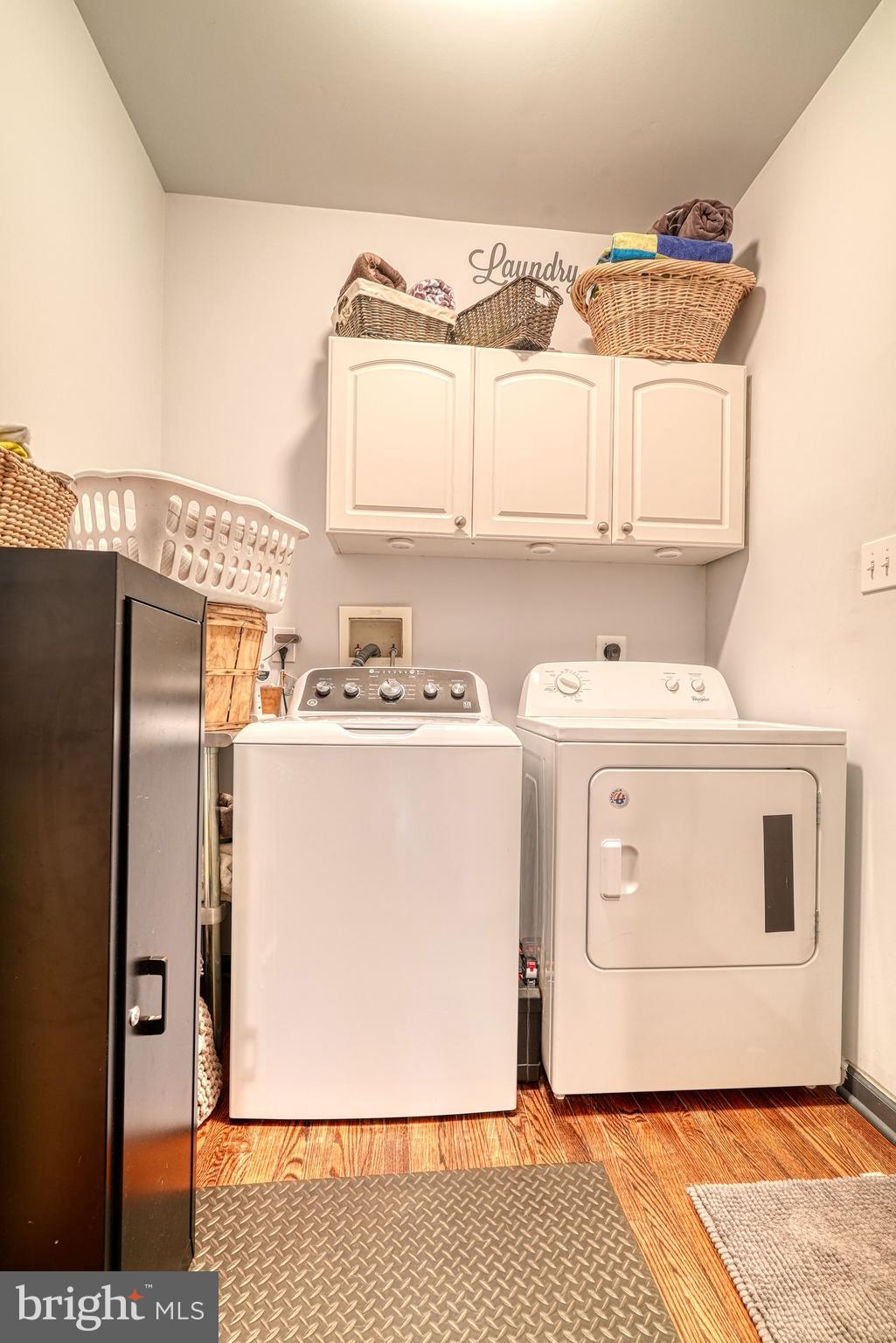 RIVERWOODS - Residential