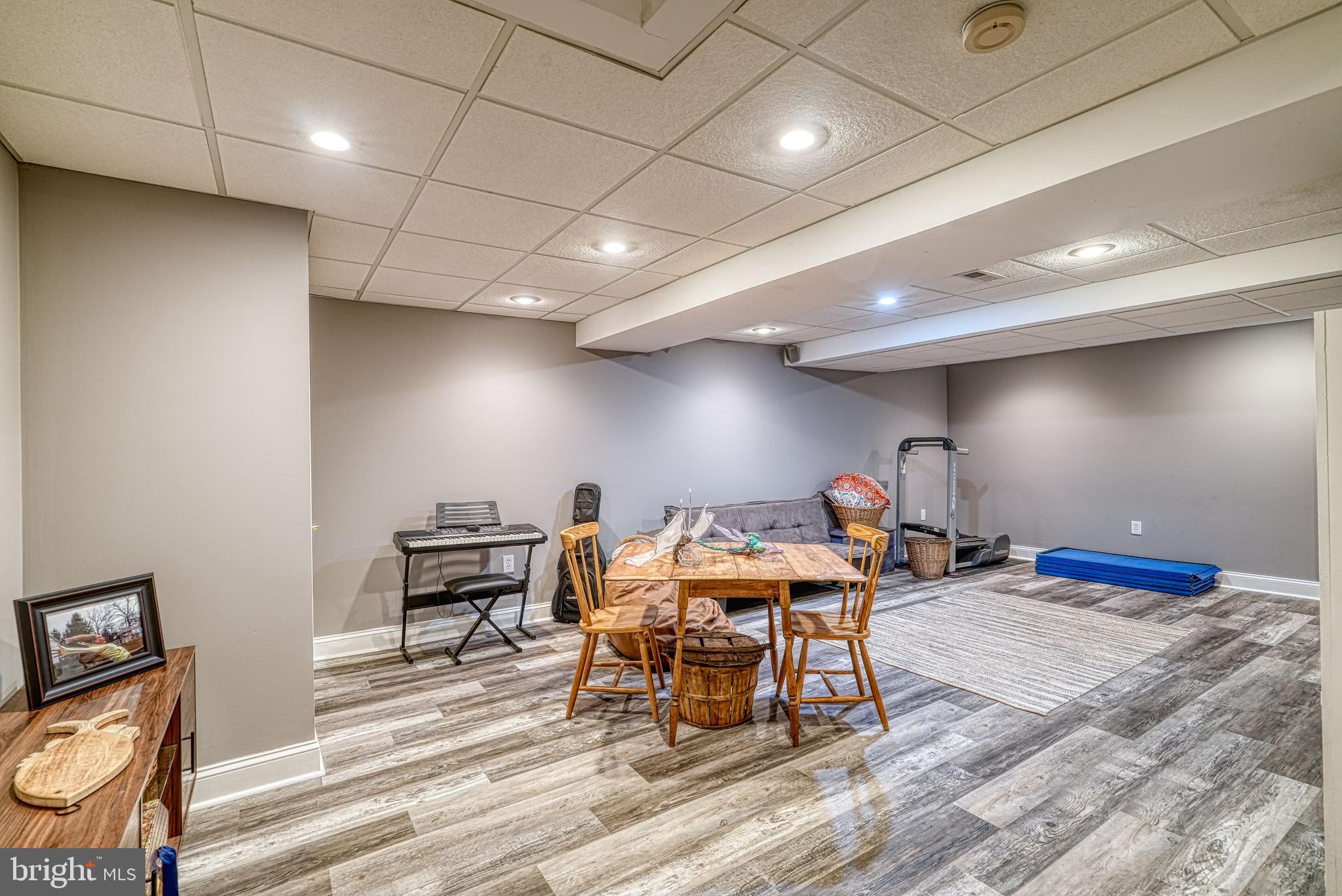 RIVERWOODS - Residential