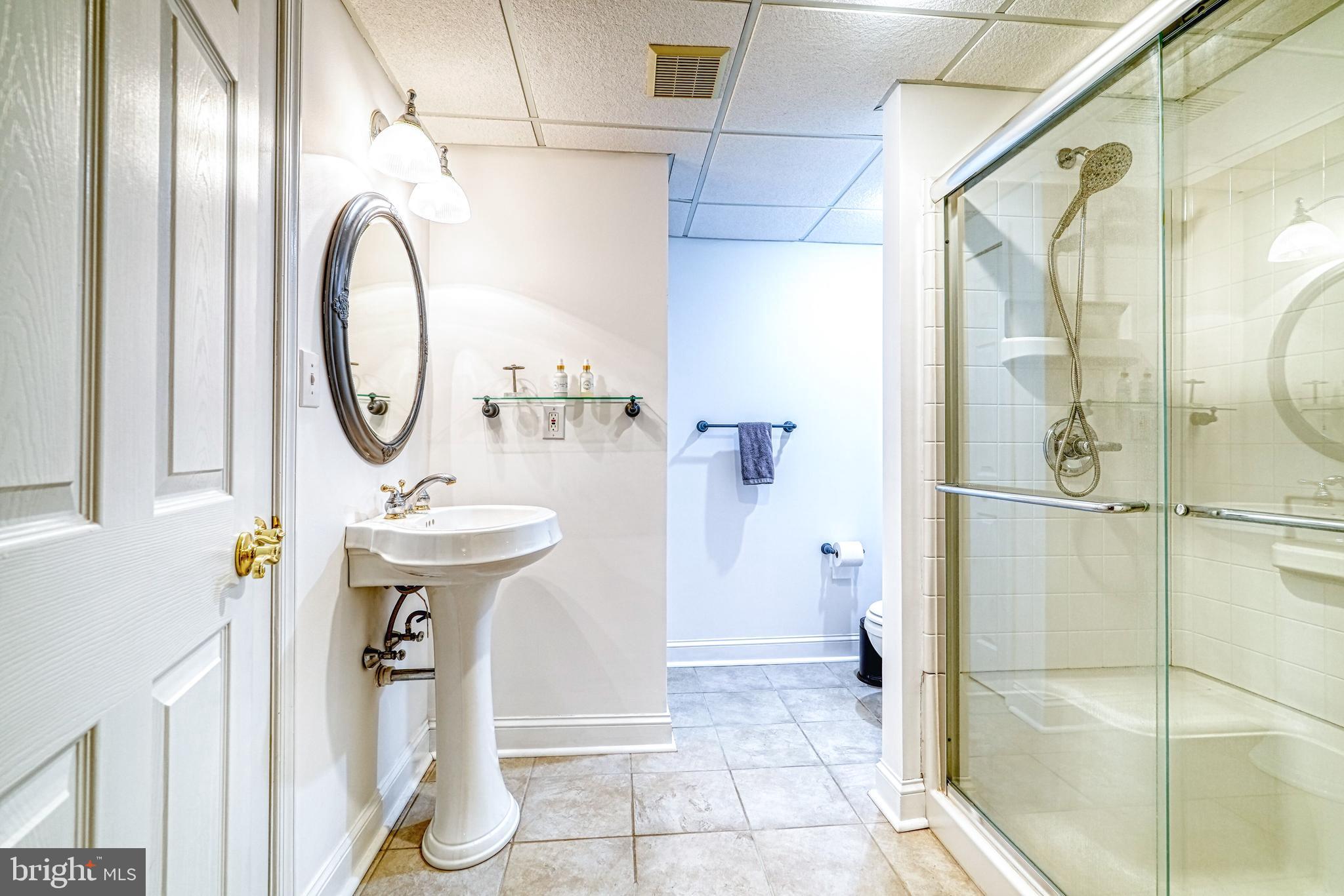 RIVERWOODS - Residential