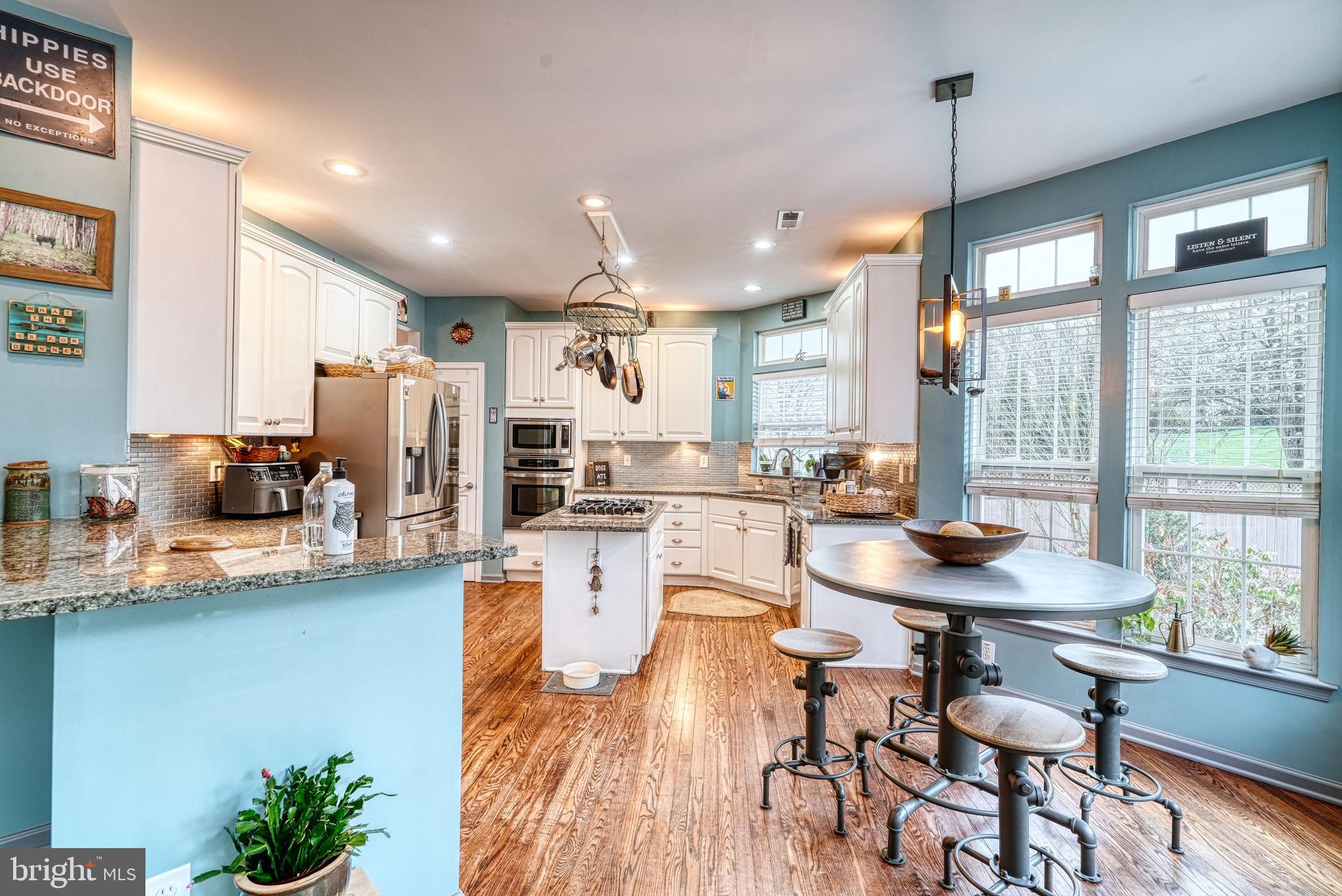 RIVERWOODS - Residential