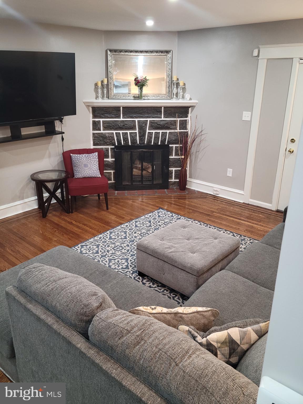 YEADON - Residential