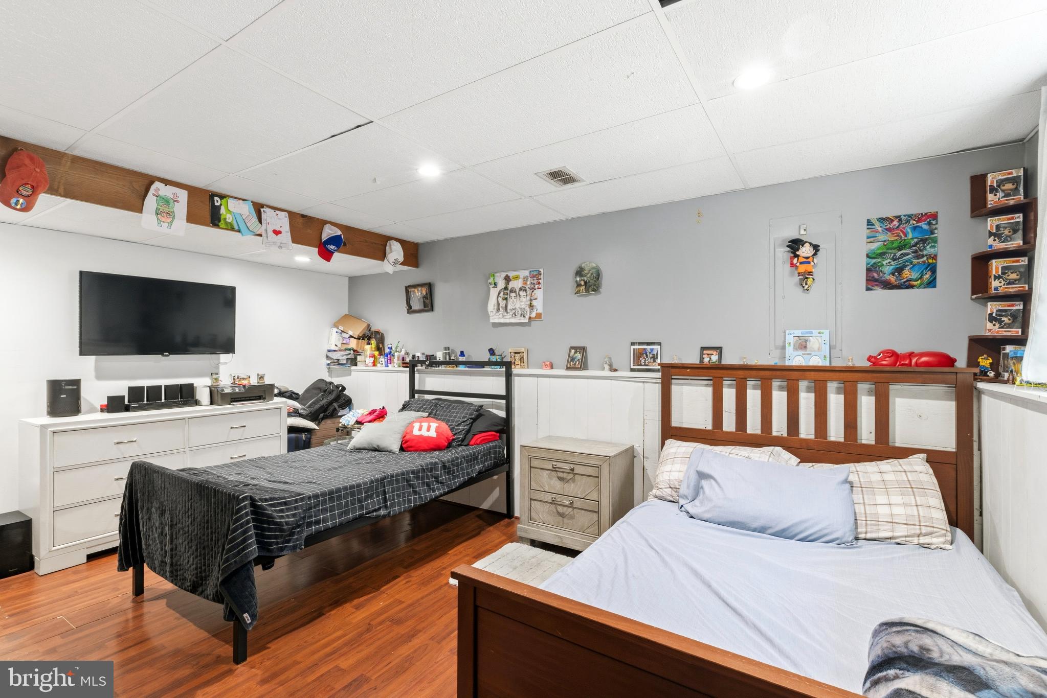 WOODBRIDGE CENTER - Residential