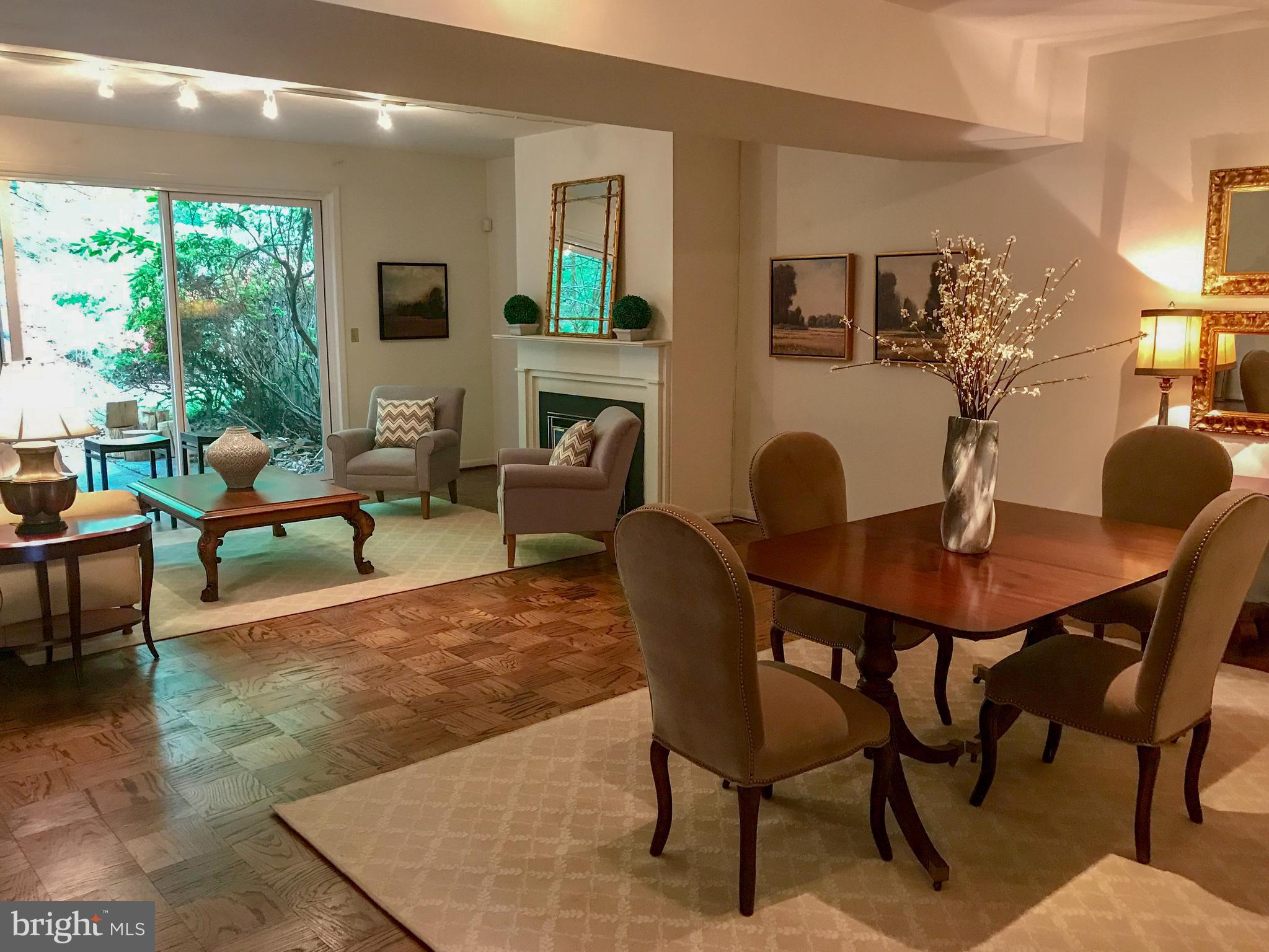 CROSS KEYS - Residential