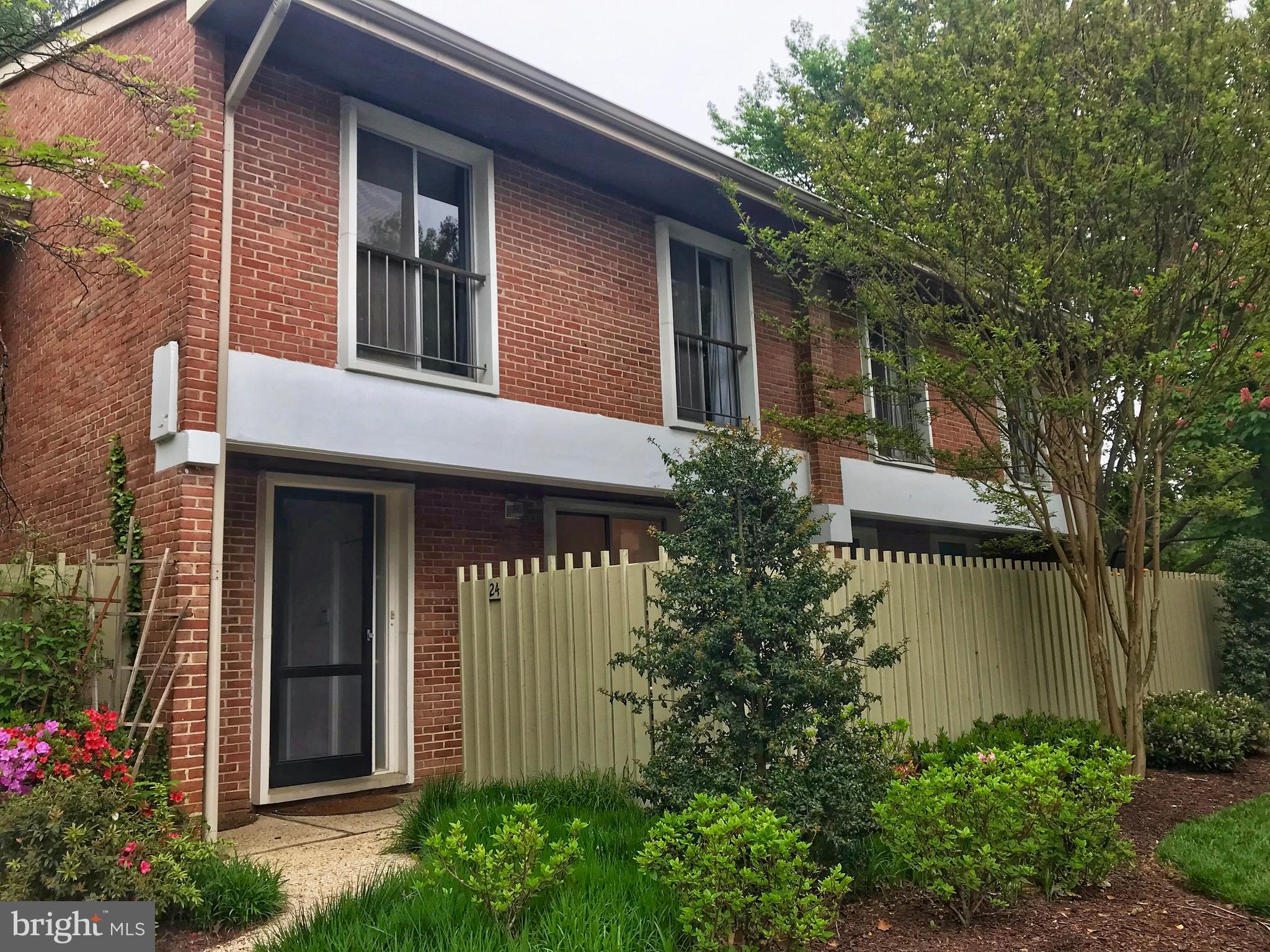 CROSS KEYS - Residential